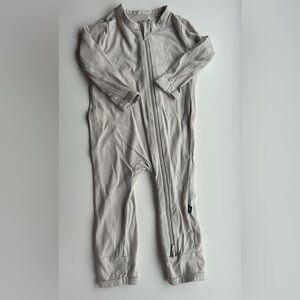 Kyte Baby Oat Zippered Romper